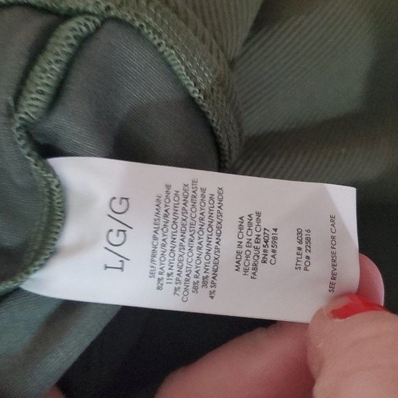 Cabi Camo Marathon Jacket Size Large Oversized Hood Thumbholes Like New - Picture 6 of 12